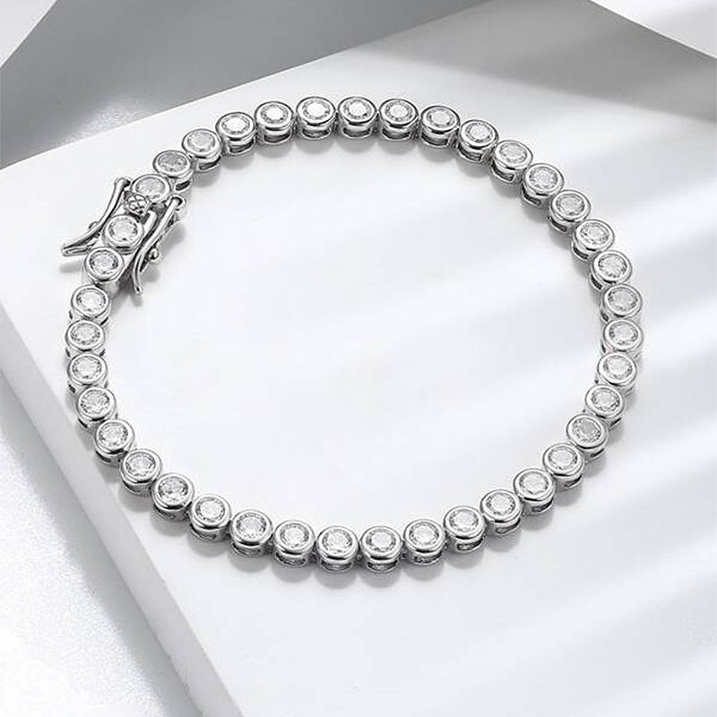 Round Tennis Bracelet